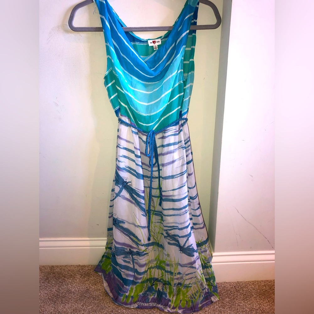 Summer dress in beautiful colors.